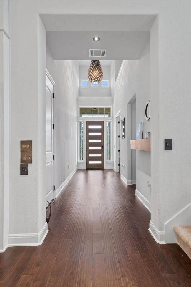 Photo - Stunning 4-Bedroom Home in Northwest Austin Gated Community