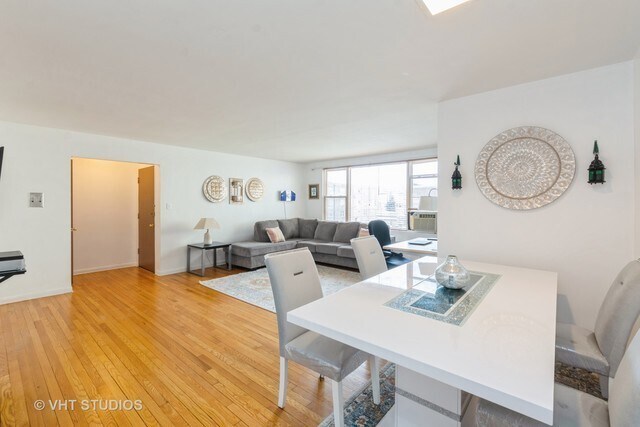 Photo - 6127 N Seeley Ave Unit 2C