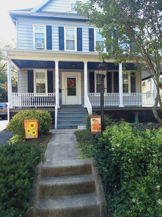 Photo - 114 E Stiles Ave Apartments Unit 114