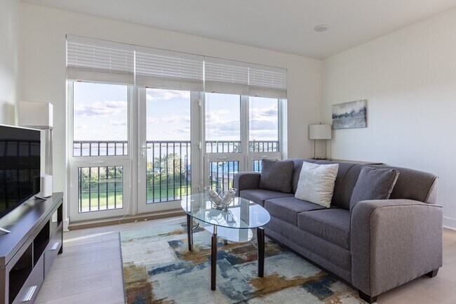 Photo - 917 Bennington St