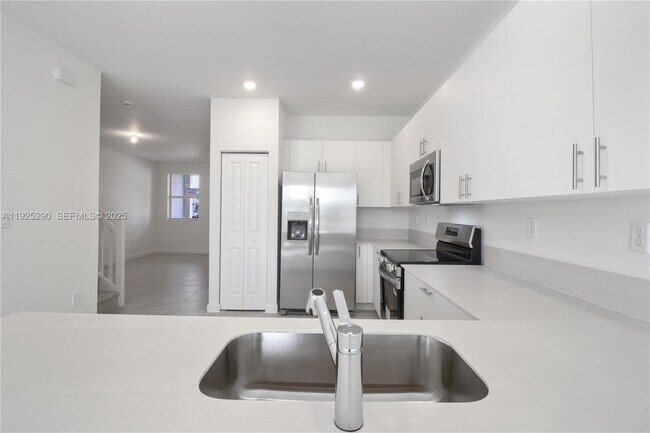 Photo - 2747 SE 25th Ave