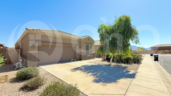 Building Photo - 3027 W Cottonwood Ln Rental