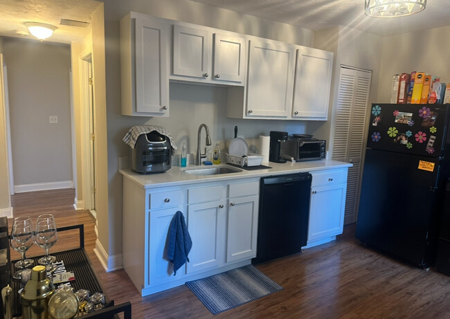 Building Photo - 224 Hanover St Unit 15 Rental