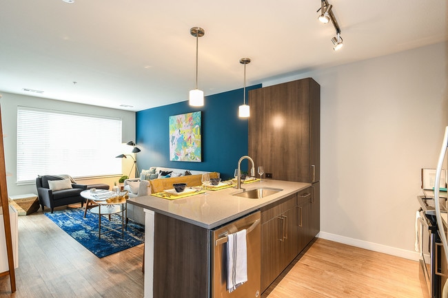 1BR, 1BA - Dry Dock