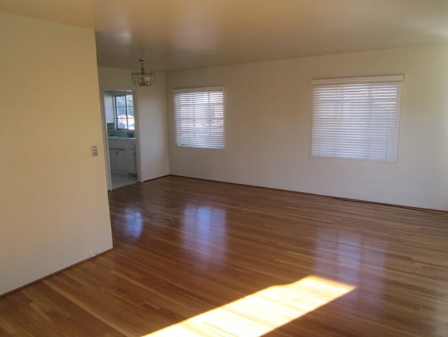 Photo - 161 Unit 161 1/2