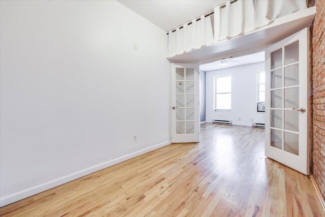Photo - 132 Adams St Unit 2