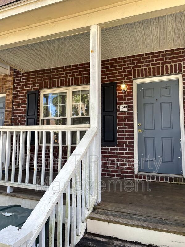 Photo - 1312 Dieter St