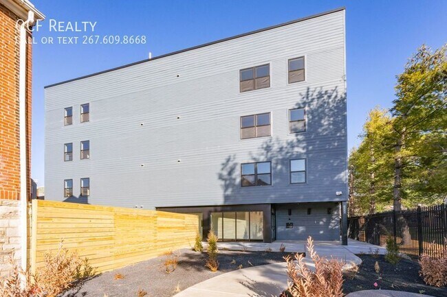 Photo - 1330-34 S Patton St Unit 302