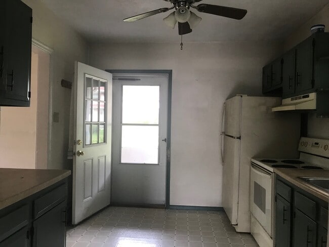 Photo - 5708 Pontiac Dr