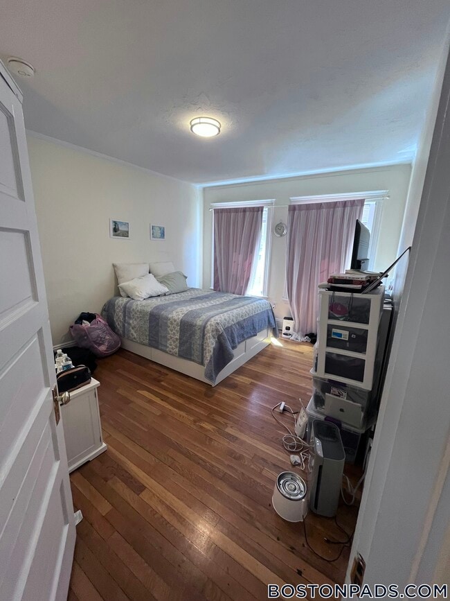 Photo - 191 Winthrop Rd Unit 3