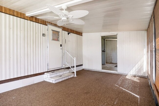 Photo - 10034 Hamp Dr