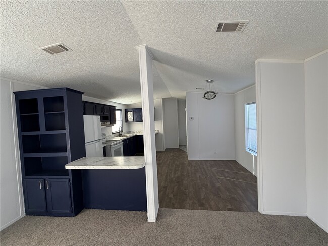 Photo - 31029 Sweetbriar Ln