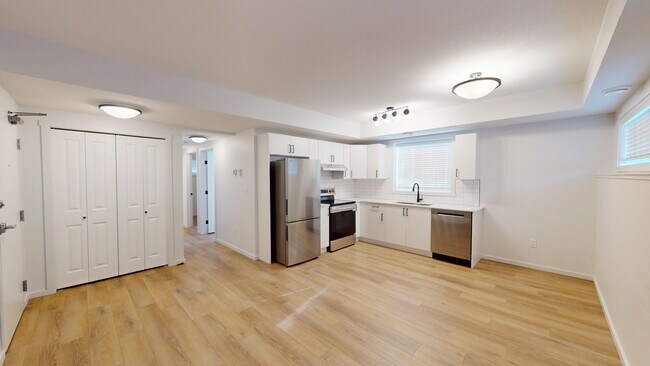 Photo - 10101-10105 105 Ave Unit 101
