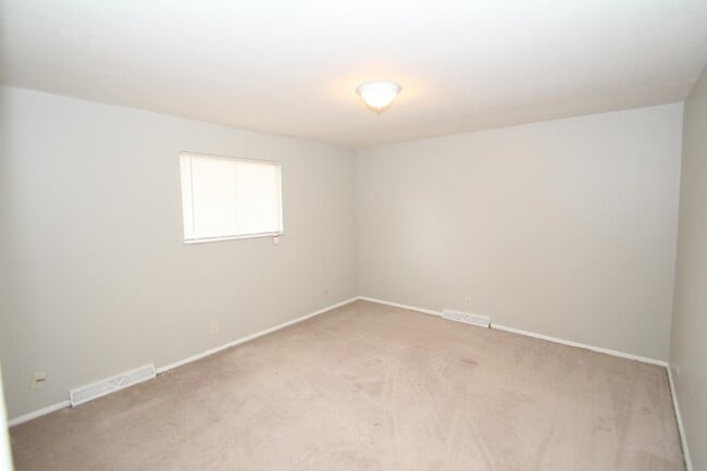 Photo - Wedgewood Condominiums