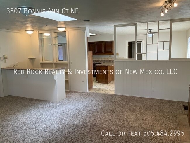 Photo - 3807 Bonnie Ann Ct NE