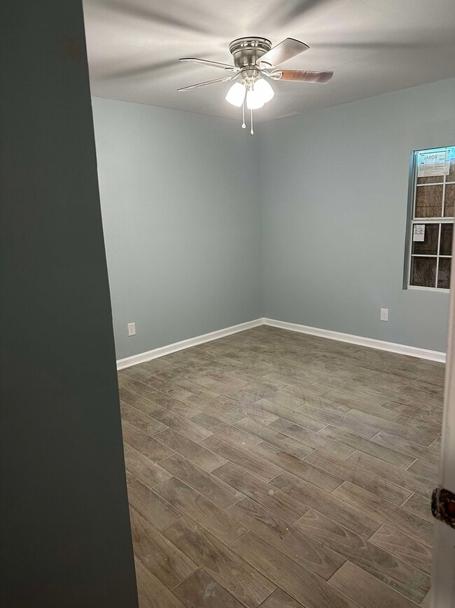 Photo - 2713 Windsor Pky