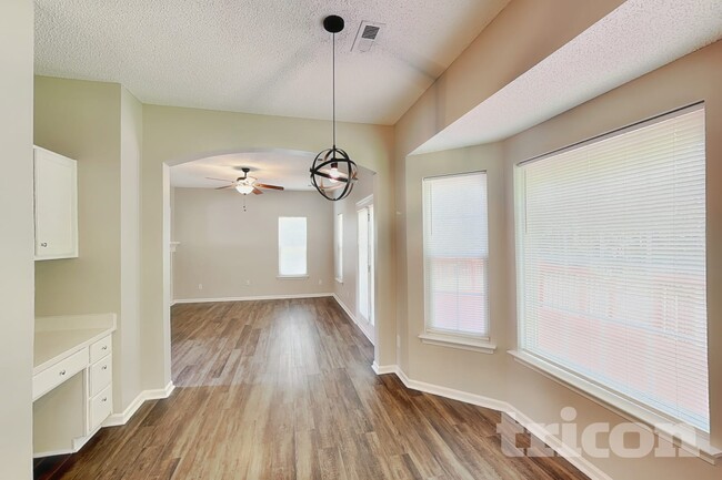 Photo - 6800 Brancusi Ct