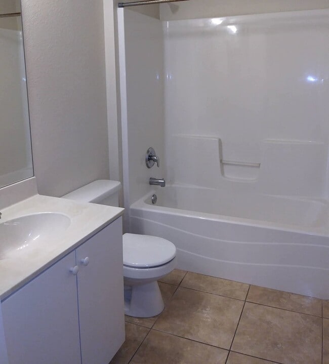 Photo - 1328 SE 8th Ave Unit 1328 SE 8th Ave #204