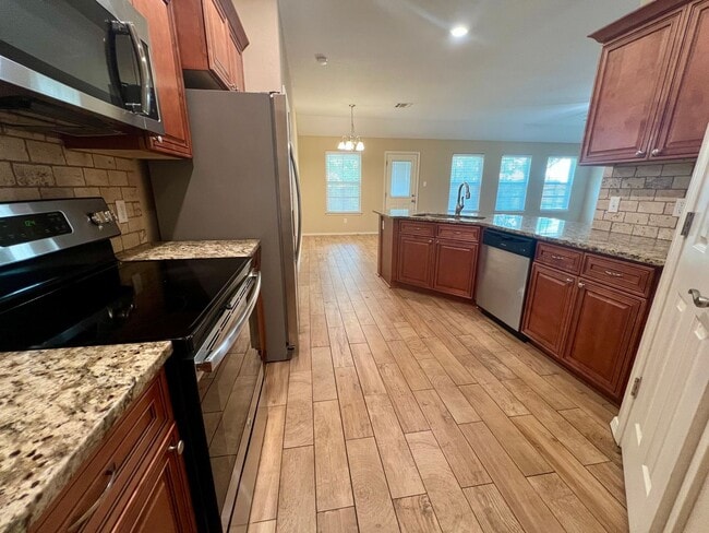 Photo - 601 Ridge Point Dr