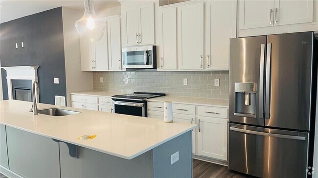 Building Photo - 381 Skylar Way SE Rental
