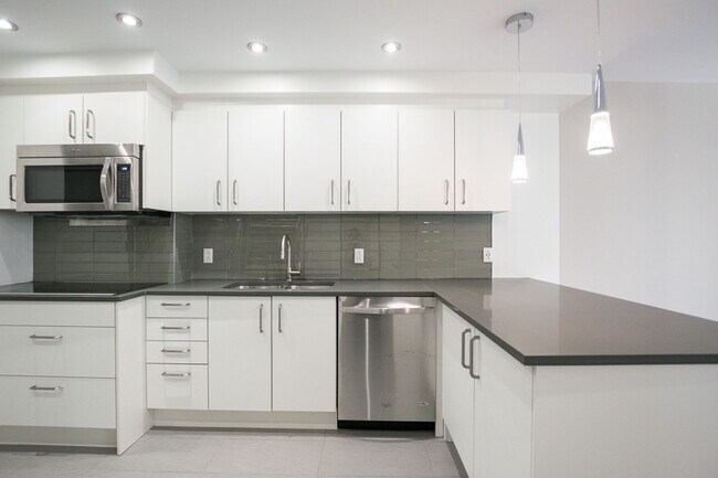 Photo - 3495 Rue de la Montagne Unité 709