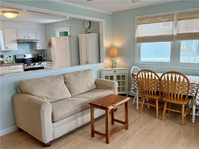 Photo - 7 Salt Pond Way