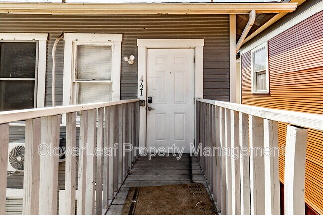 Building Photo - 721 E Euclid Ave Rental