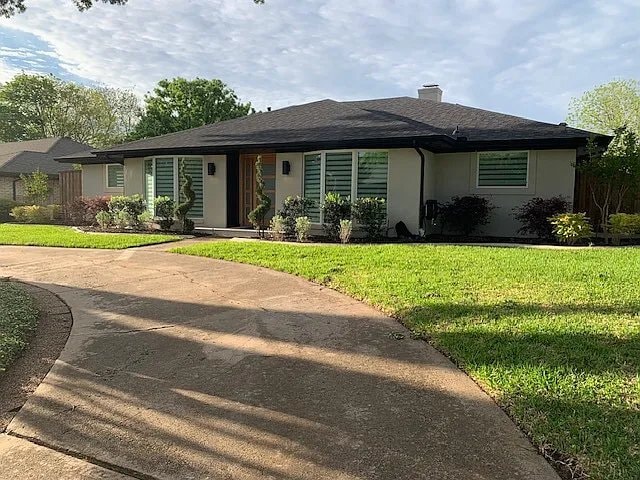 Building Photo - 2724 Mollimar Dr