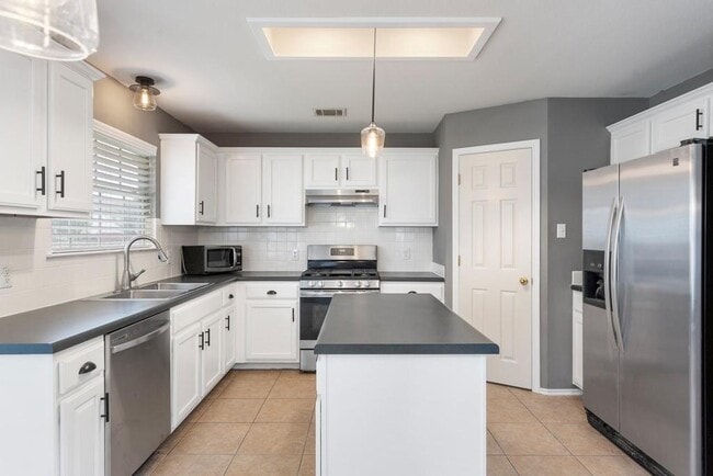 Photo - 14404 Ballycastle Trail