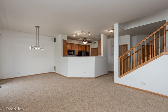 Photo - 104 Concord Dr S