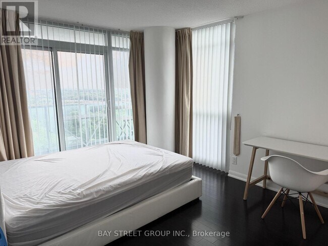 Photo - 17 Anndale Dr Unit 1612