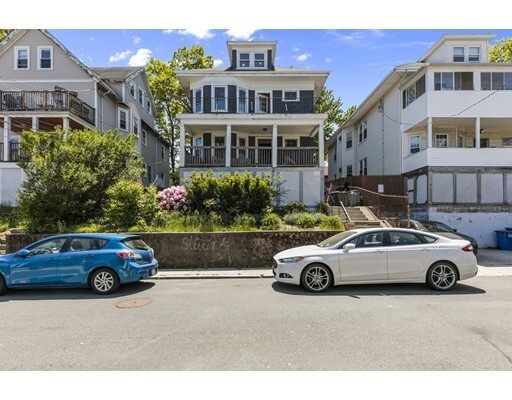 8 Greylock Rd Unit 2