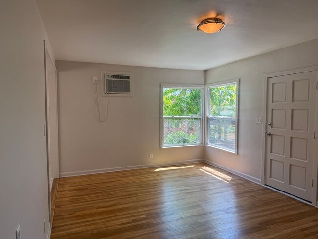 Photo - 1313 Douglas St Unidad 1313 Douglas St