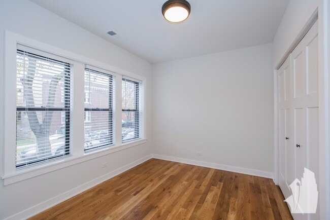 Photo - 2203 W Eastwood Ave