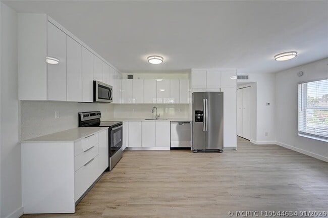 Photo - 363 Tuscany Ln Unit 363