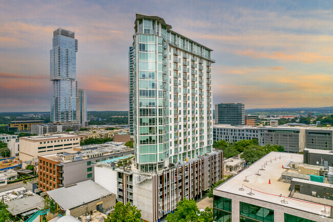 Building Photo - Seven Rental