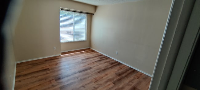 Photo - 10702 E Exposition Ave