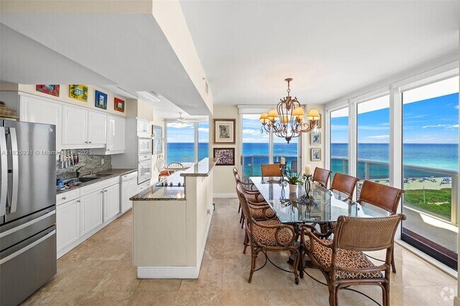Building Photo - 4775 Collins Ave Unit 1203 Rental