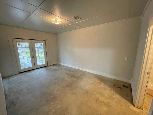 Photo - 2370 Hybrook Ln