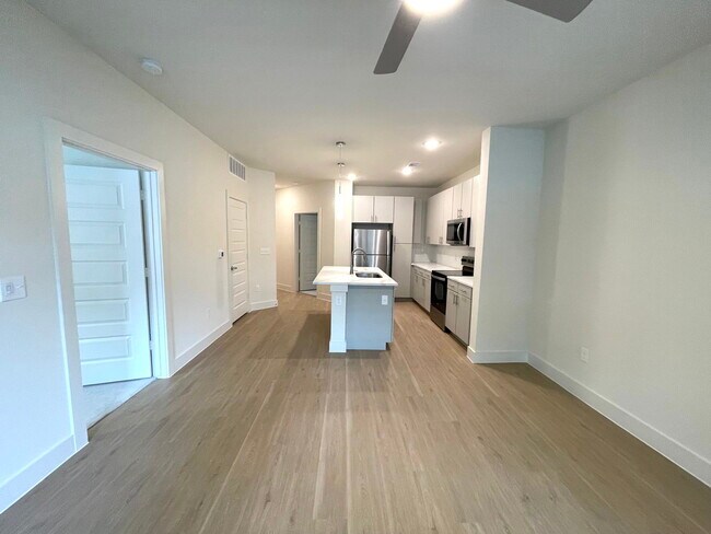 Photo - 1350 W Taylor St Unit 4125