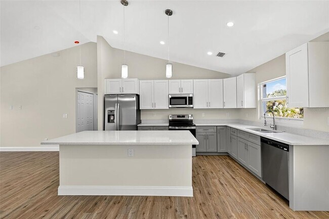 Photo - 486 Celeste St Casa