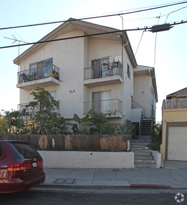 Building Photo - 828 N Bunker Hill Ave