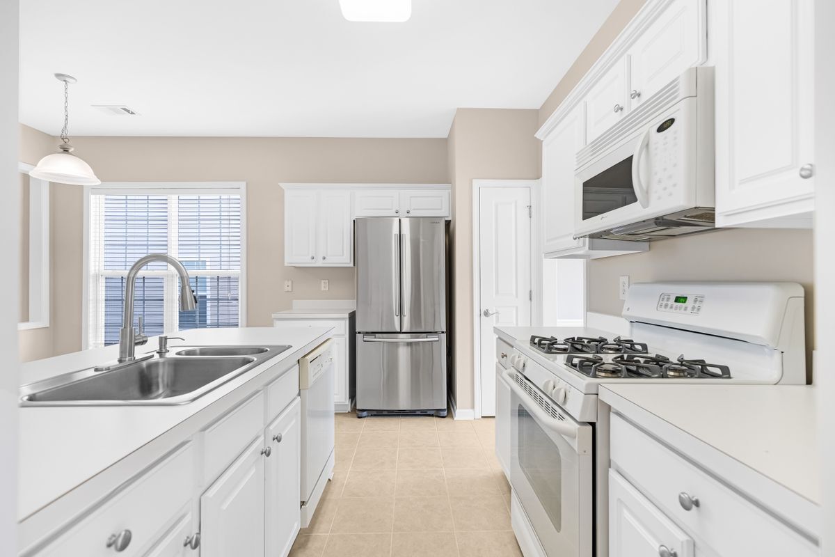 Photo - 315 Dexter Dr