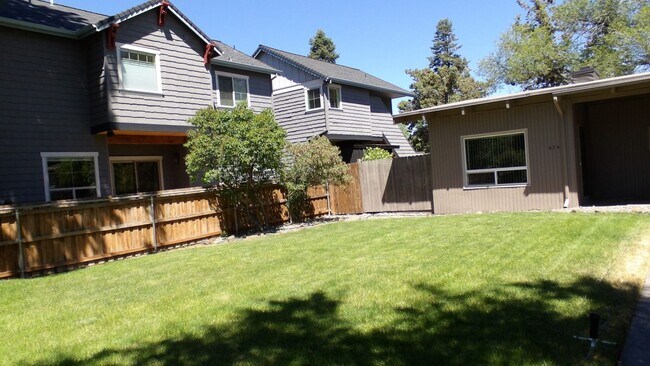 Photo - 440 Unit 474