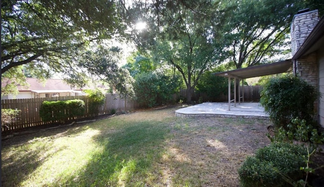 Photo - 2105 Cindy Ln