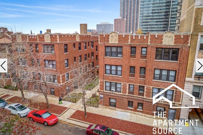 Photo - 514 W Cornelia Ave Unit 2