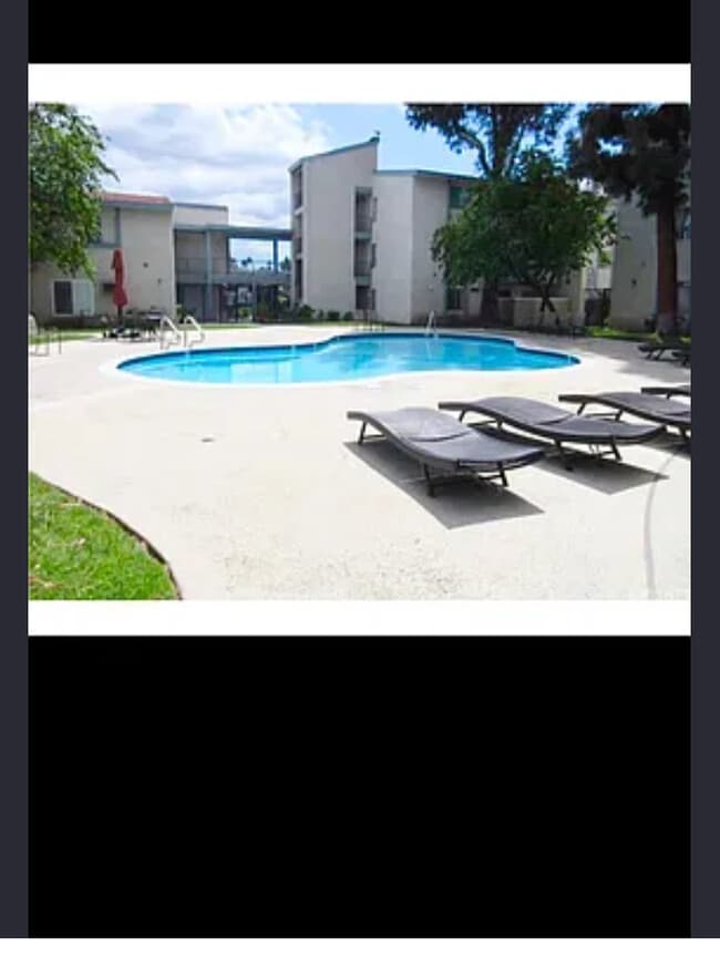 Pool area - 21800 Schoenborn St Unit 217