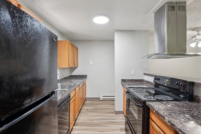 Photo - Oakbrook Apartments