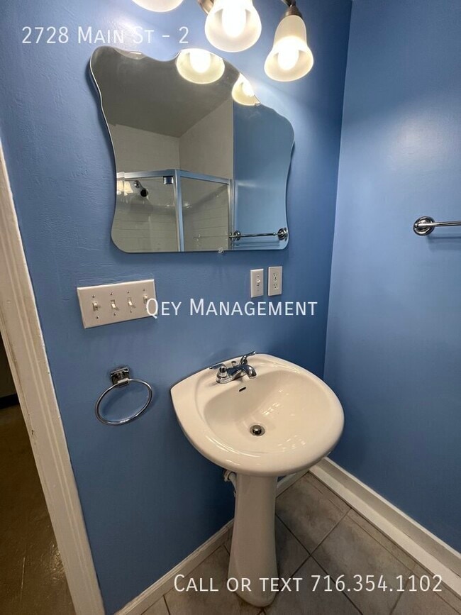 Photo - 2728 Main St Unidad 2