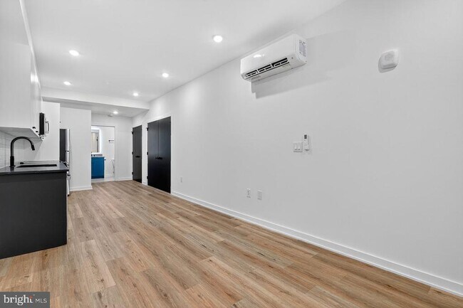 Photo - 2219 N 4th St Unit 1